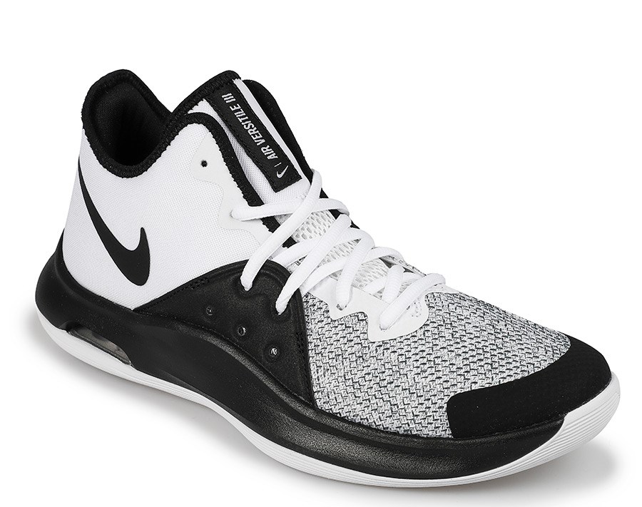 Nike versitile 3 deals